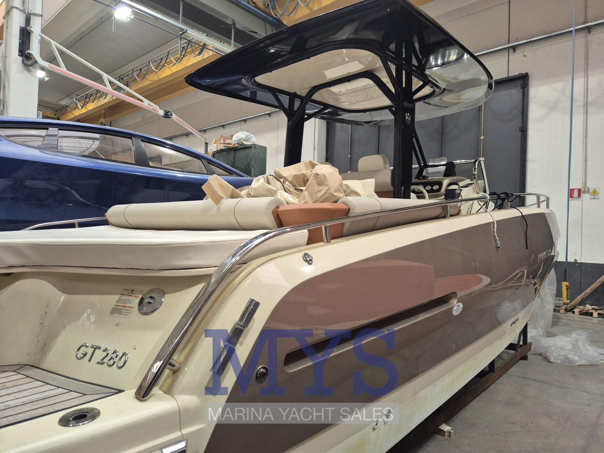 INVICTUS 280 GT (51)