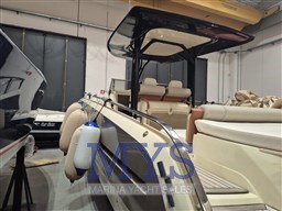 INVICTUS 280 GT (59)