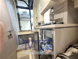 INVICTUS 280 GT (39)