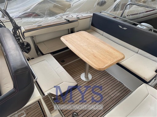 BENETEAU 8.8 SUNDECK  (10)