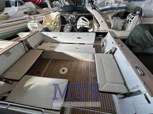 BENETEAU 8.8 SUNDECK (13)