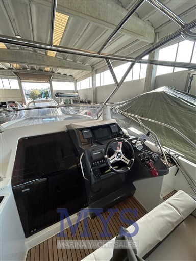 BENETEAU 8.8 SUNDECK (34)