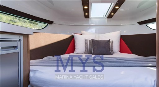 BENETEAU 8.8 SUNDECK 