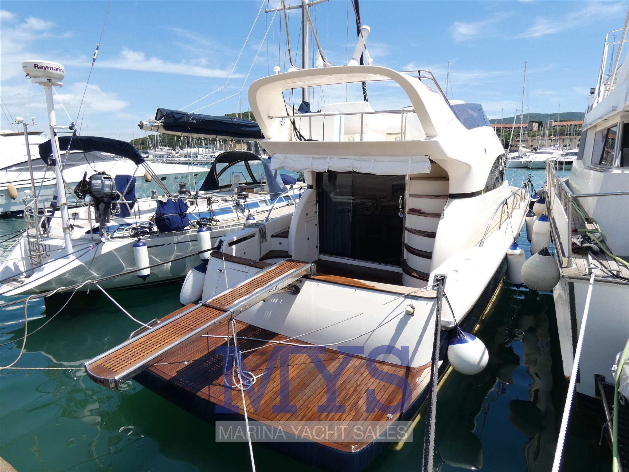 CAYMAN 42 FLY (1)