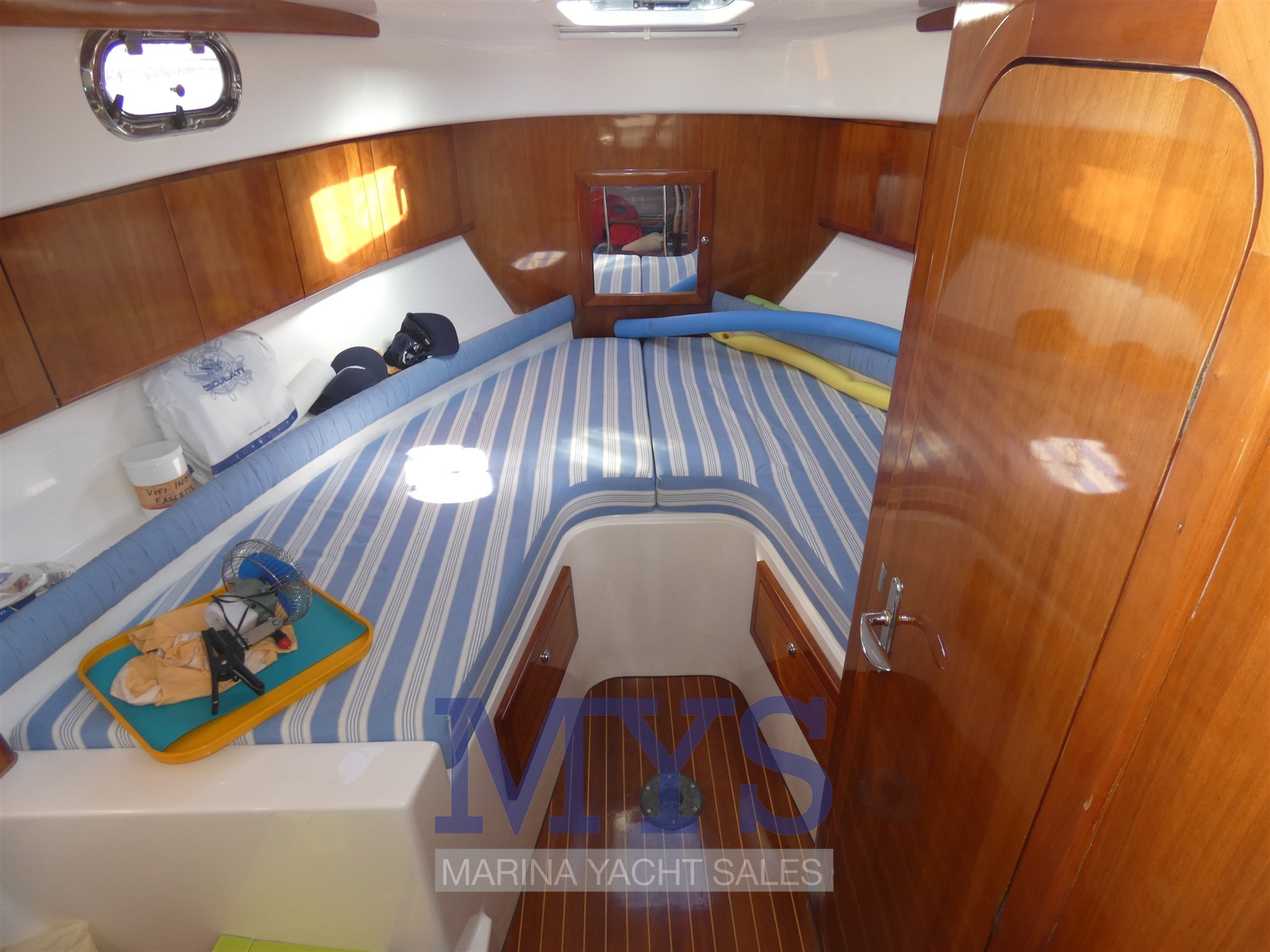 MIMI' 780 CABIN (9)