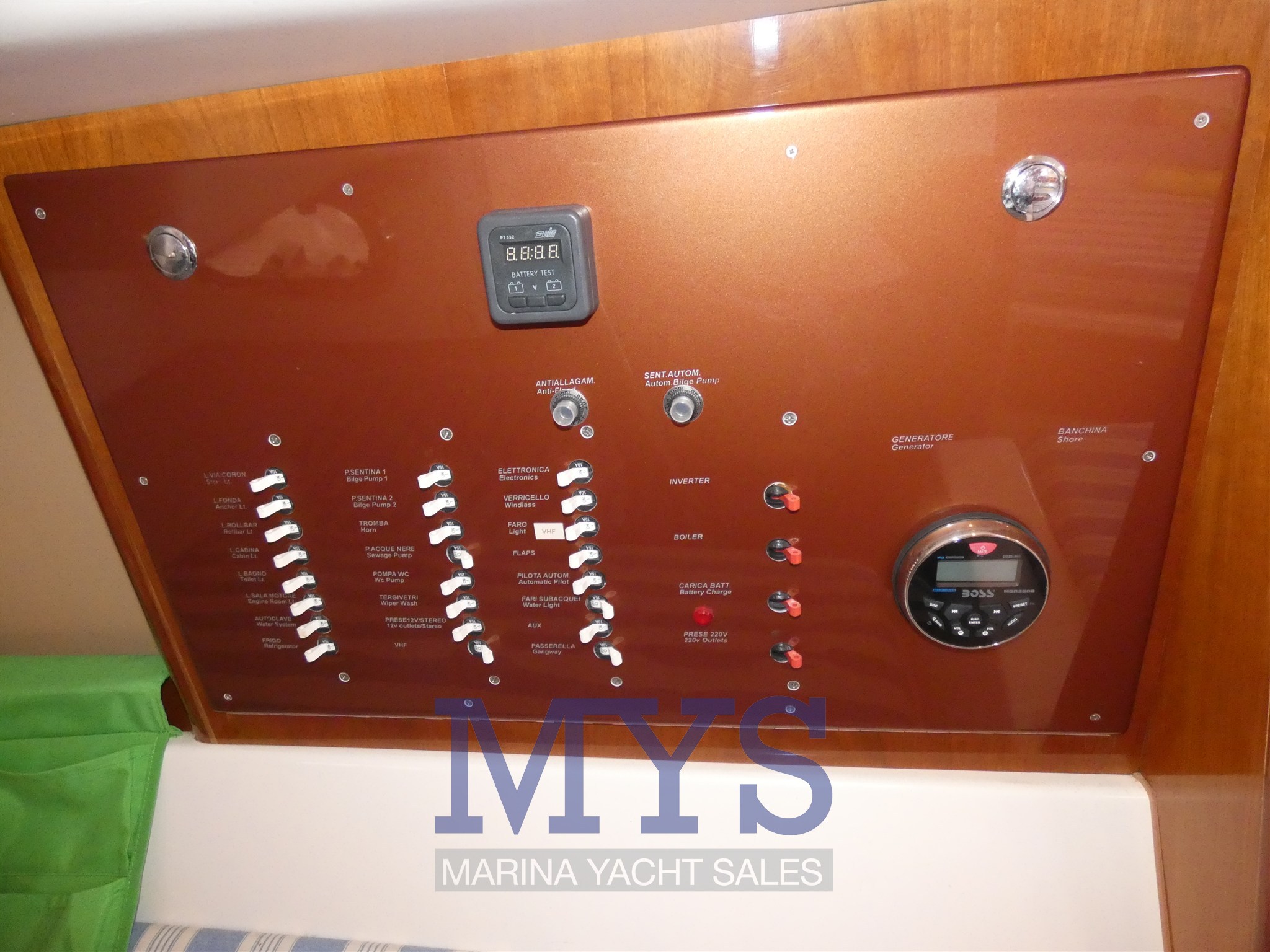 MIMI' 780 CABIN (11)
