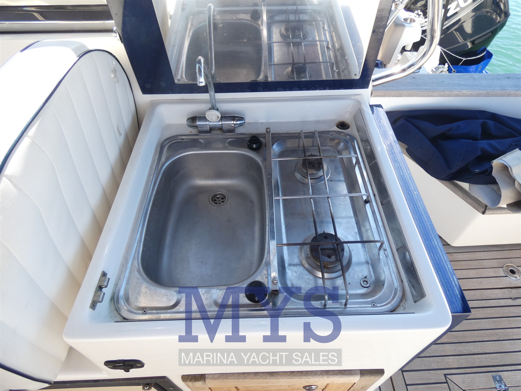 MIMI' 780 CABIN (3)