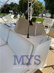 BERTRAM 37 CONVERTIBLE (56)