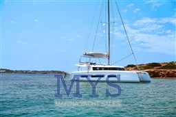 Dufour 48 Catamarans (40)