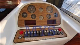 F.lli Aprea 750 Cabin (17)