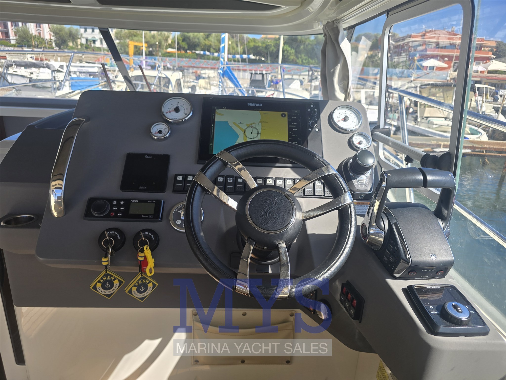 MAREX 310 SUN CRUISER (16)