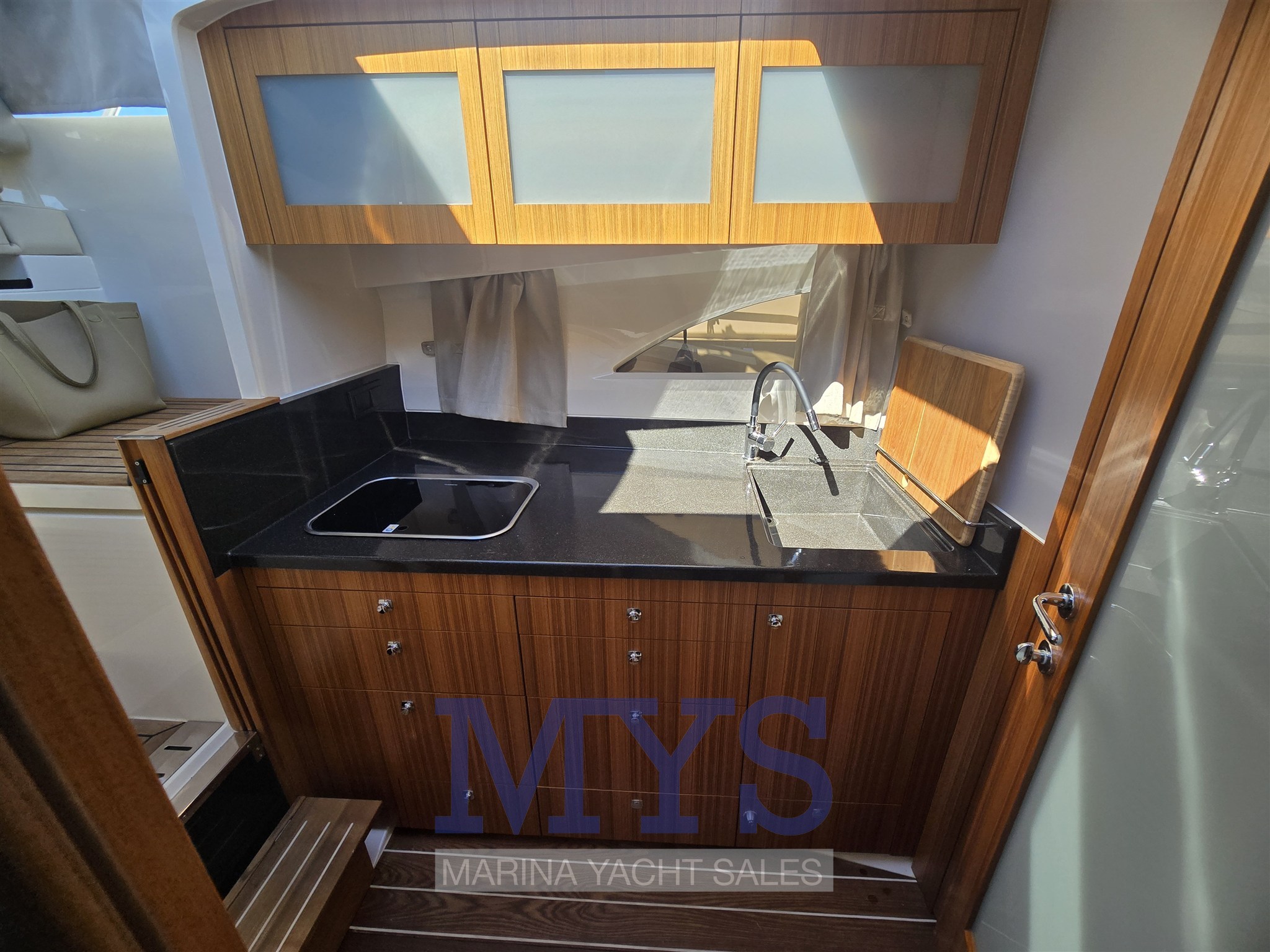 MAREX 310 SUN CRUISER (14)