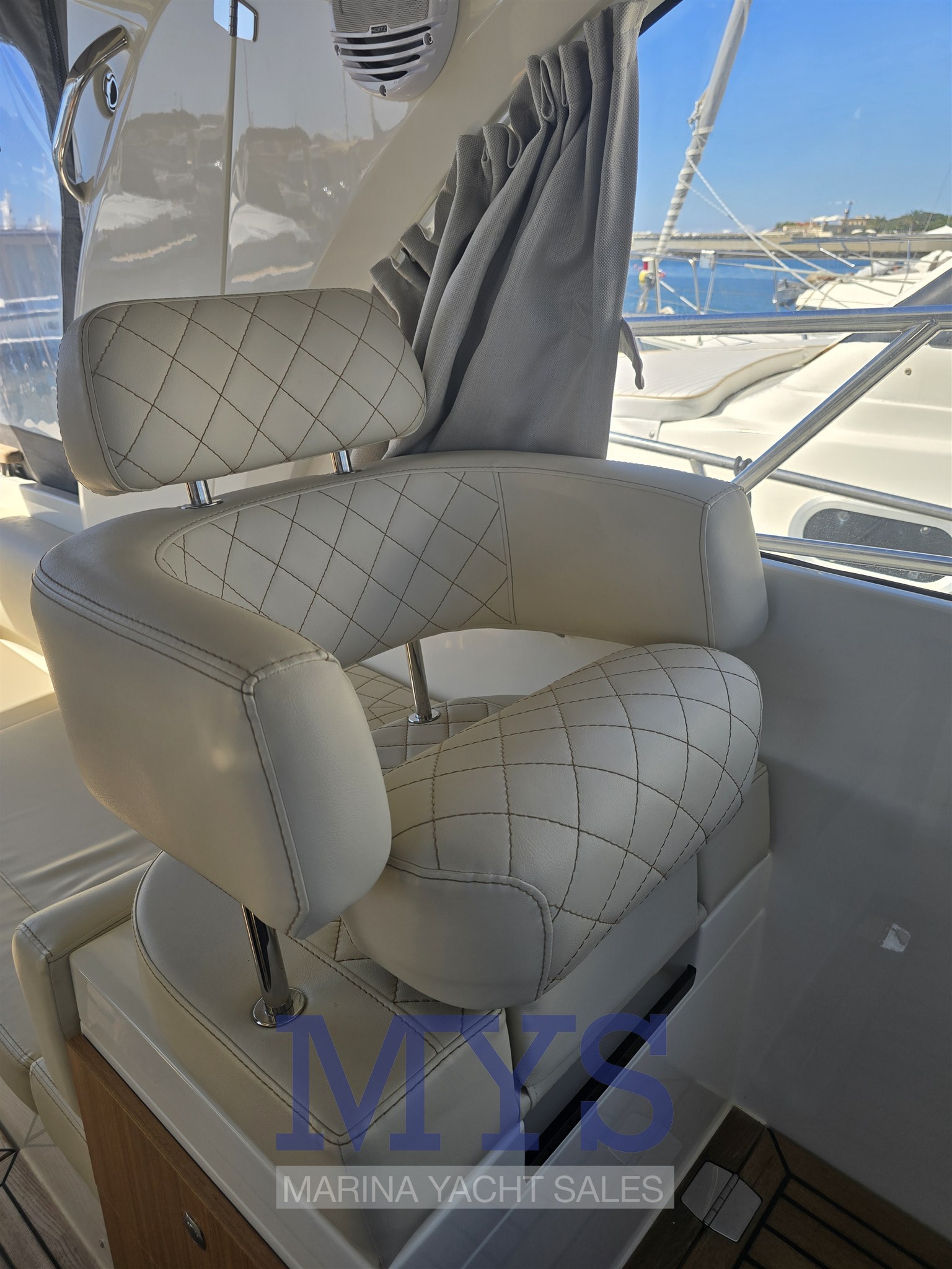 MAREX 310 SUN CRUISER (42)