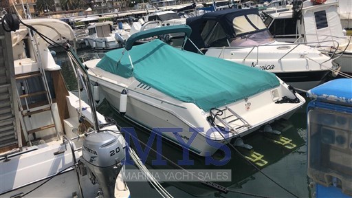 Sea Ray 27 Overnighter