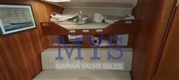 Luhrs 40 open
