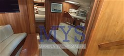 Luhrs 40 open