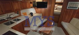 Luhrs 40 open