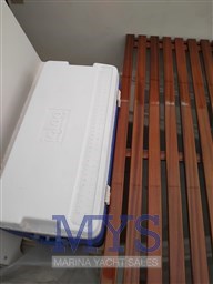 BOSTON WHALER 22' OUTRAGE (8)