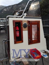 BOSTON WHALER 22' OUTRAGE (6)