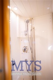PRINCESS V48 (29)