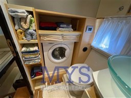 BAGNO CON LAVATRICE Cranchi Atlantique 43 (35)