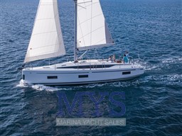BAVARIA C42 (7)