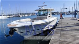 Boston Whaler 380 Outrage (1)