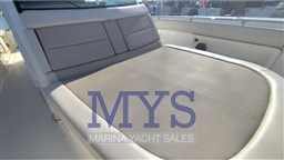 Boston Whaler 380 Outrage (19)