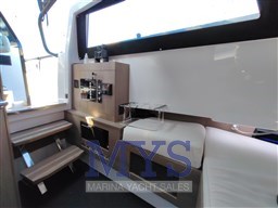 Virtue Yachts V10 Top