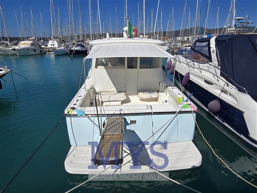 TIARA 3600 OPEN(128)