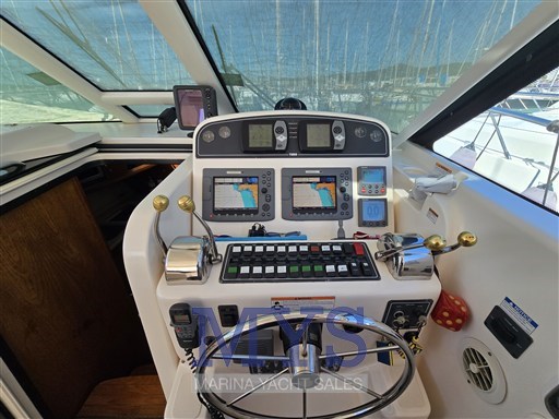 TIARA 3600 OPEN(91)