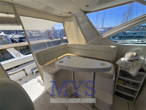 TIARA 3600 OPEN(95)