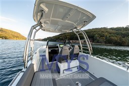 QUARKEN 27 T-TOP (19)