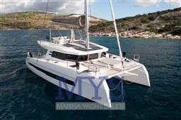 DUFOUR 44 CATAMARANS (21)