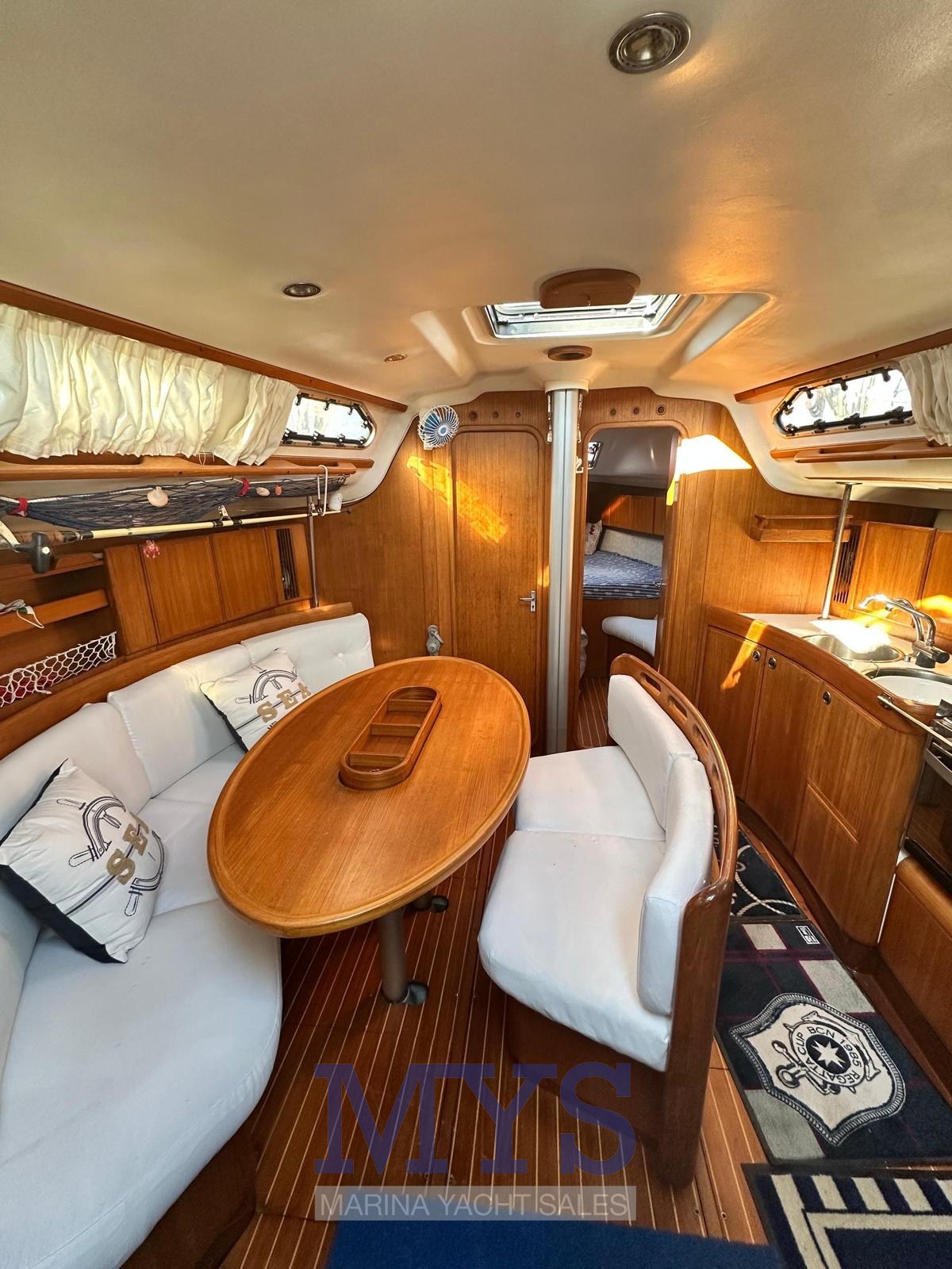 X-YACHT 382 (2)