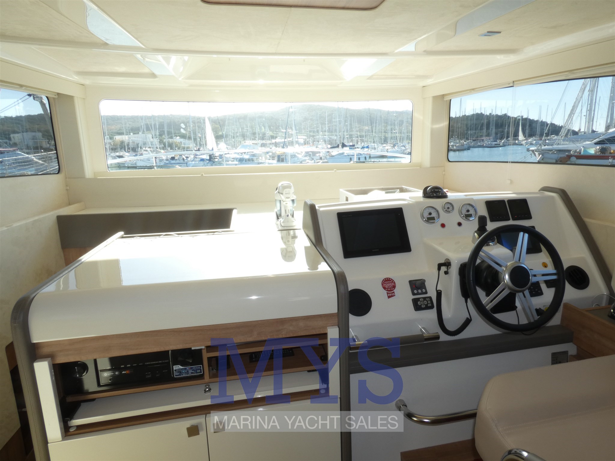 CRANCHI T43 TRAWLER (12)