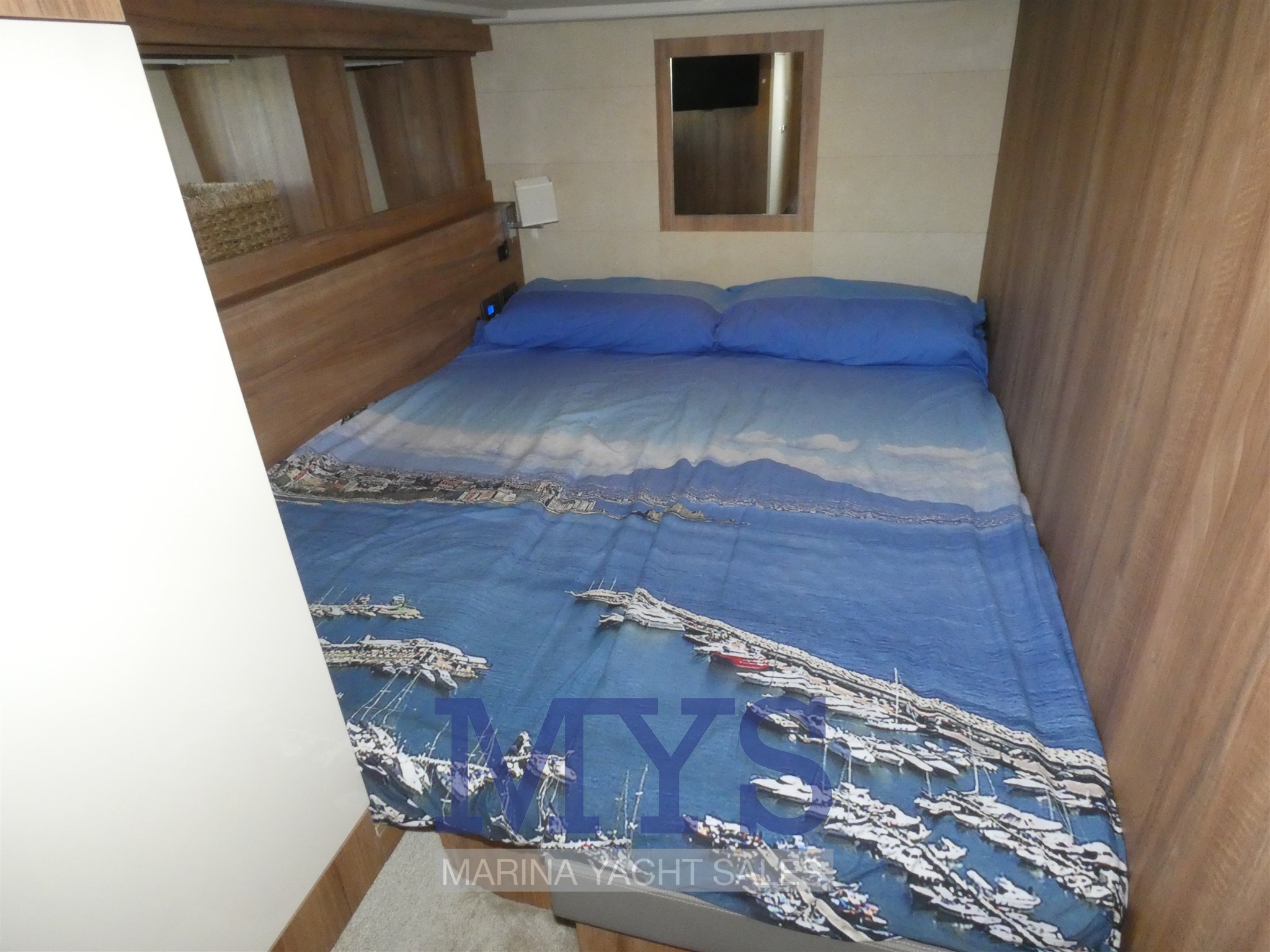 CRANCHI T43 TRAWLER (16)