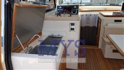 DI DONNA serapo 42 cabin ht (10)