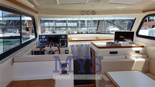 DI DONNA serapo 42 cabin ht (8)