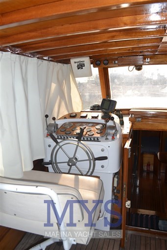 C.N. italiano porta a mare Yuppiter 30 (15)