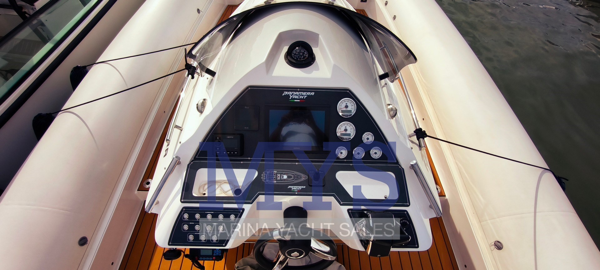 Panamera Yacht PY100 (22)