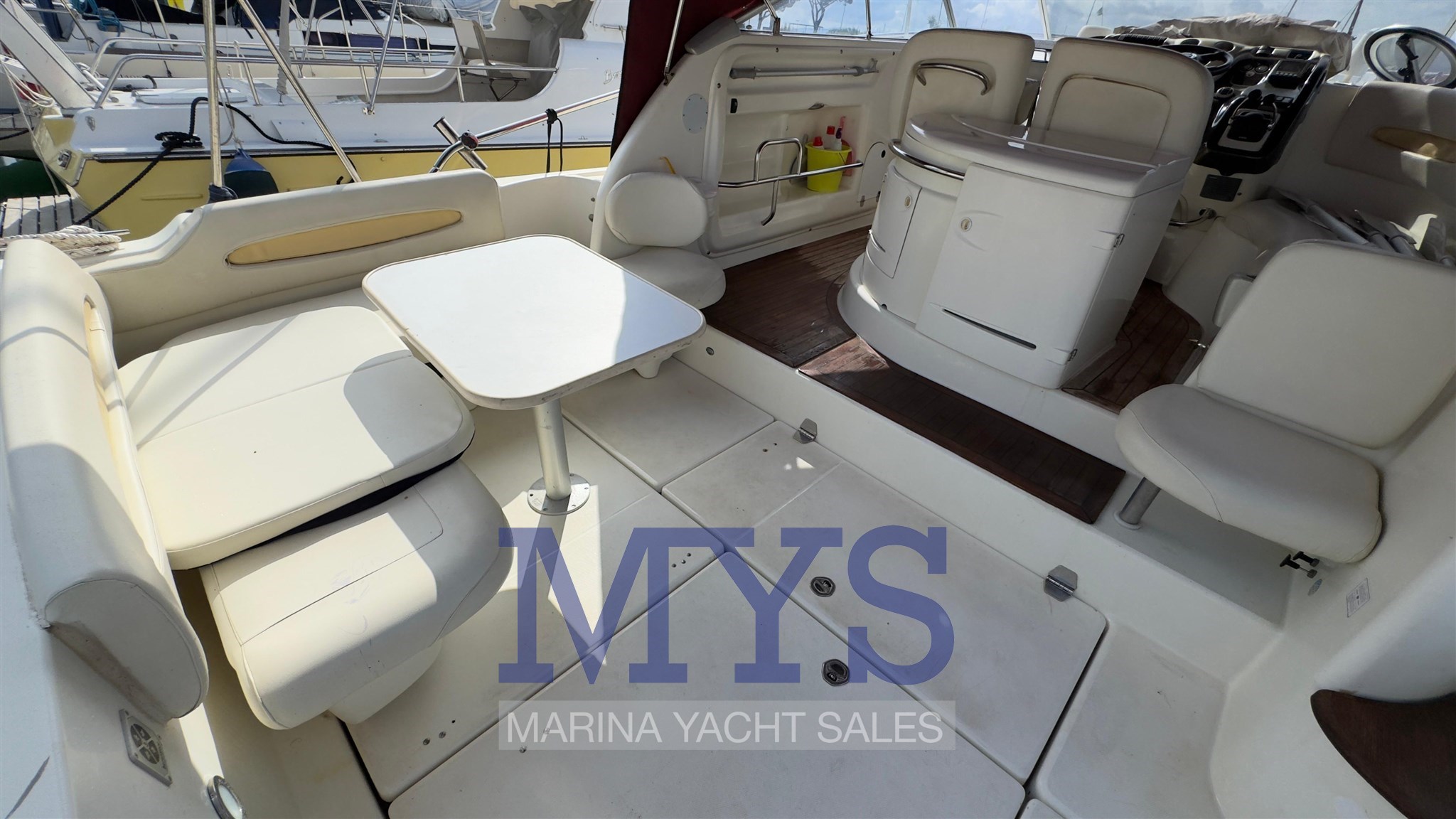 Cranchi Zaffiro 32 (20)