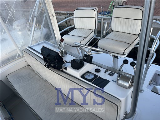 Luhrs 32 Fly (12)