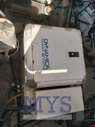 Hatteras 36 Convertible (18)