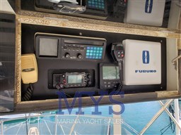 Hatteras 36 Convertible (15)