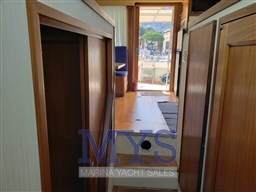 Hatteras 36 Convertible (19)