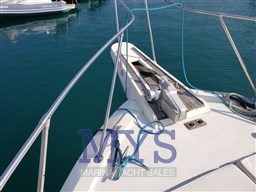 Hatteras 36 Convertible (13)