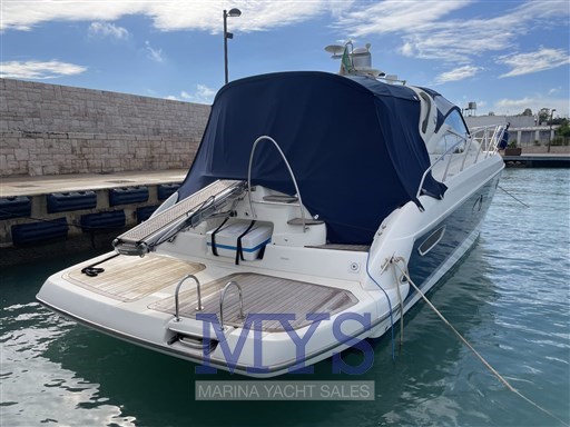 Cranchi mediteranee 43 Hard Top (11)