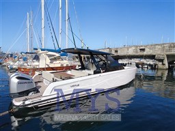 Virtue Yachts V10 Top