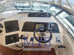 Sea Ray Sundancer 480 plancia